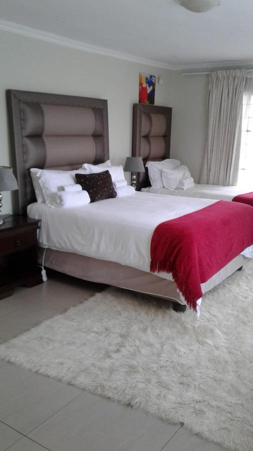 Vinolux Guest House Mthatha Dış mekan fotoğraf