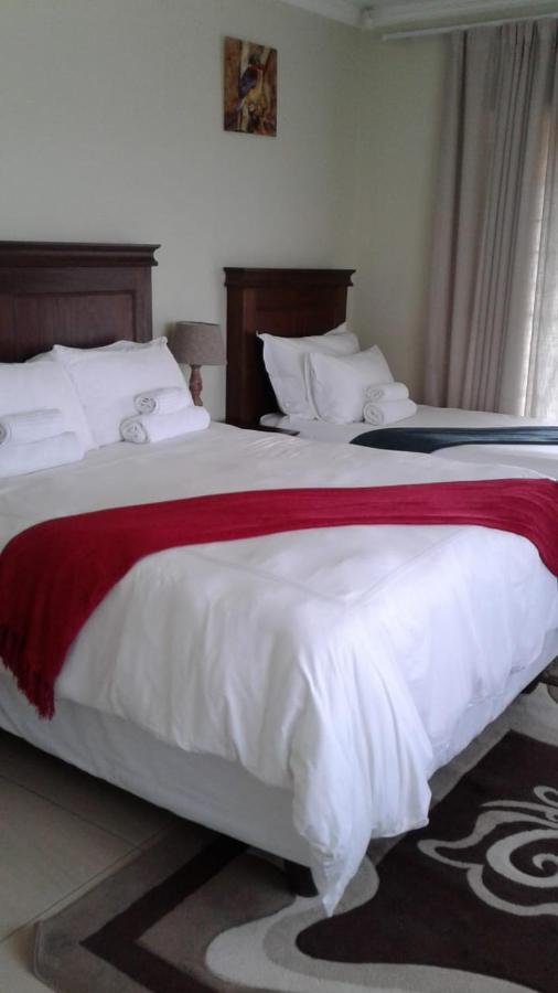 Vinolux Guest House Mthatha Dış mekan fotoğraf