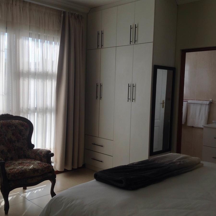 Vinolux Guest House Mthatha Dış mekan fotoğraf