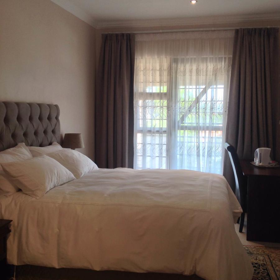 Vinolux Guest House Mthatha Dış mekan fotoğraf