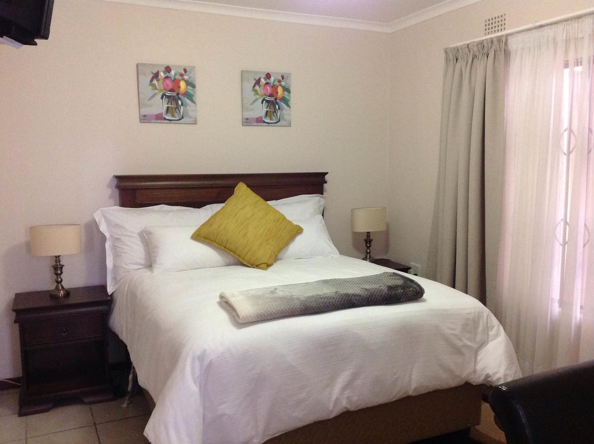 Vinolux Guest House Mthatha Dış mekan fotoğraf